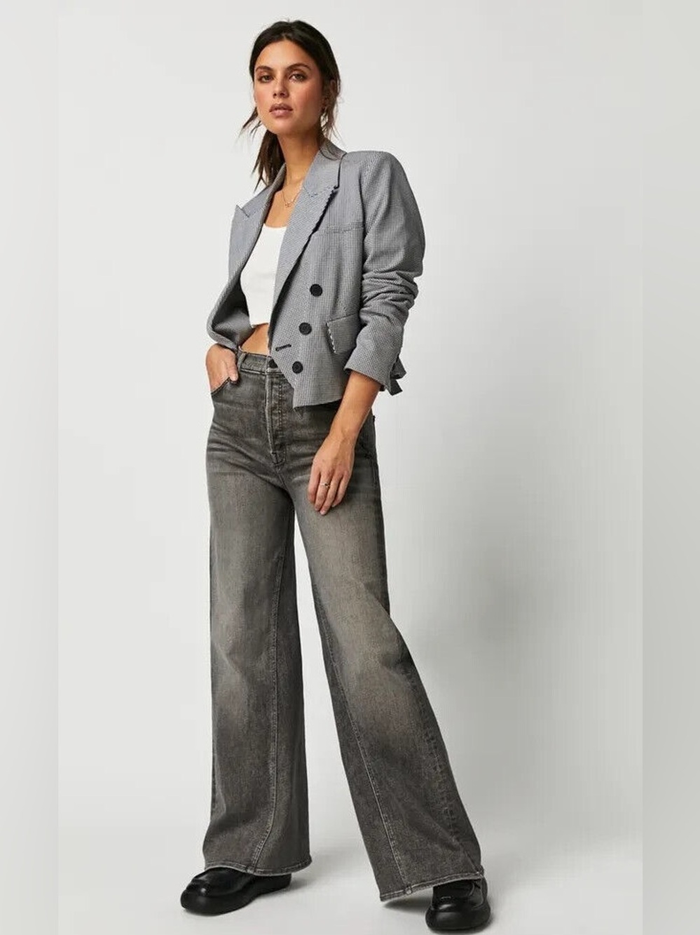 NWT MOTHER denim The Enchanter Sneak wide leg jeans, 26